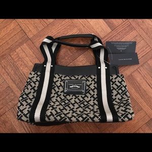 Tommy Hilfiger hand bag